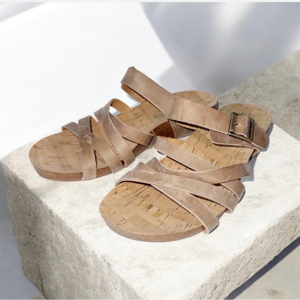 Korks Aster Slip-On Sandals Cork Heel Leather Upper Sz 8 Boho Beachy Comfort